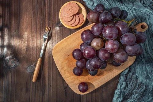 末伏的吃瓜习俗,夏日消暑的传统习俗探寻