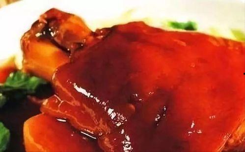 东坡肘子吃瓜船