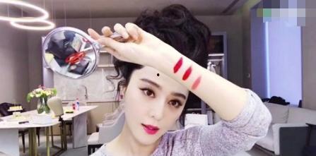 女博主吃瓜视频,揭秘网红女博主吃瓜视频背后的惊人真相